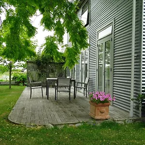 Korohi Vineyard Guest house